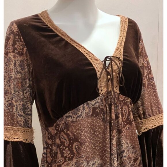 Vintage Y2K brown paisley and velvet bell sleeve 70s look top, lace trim. XL - Picture 4 of 5